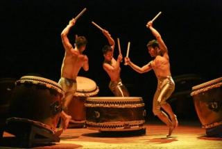 cal-performances-kodo-1-takashi-okamoto-400x267.jpg