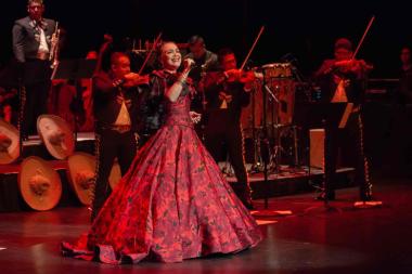 Aída Cuevas: 45th Anniversary – Yo Creo Que Es Tiempo with Mariachi Aztlán