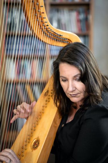 Maxine Eilander, a master of the Baroque harp