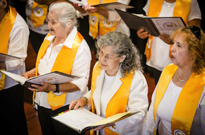 Community Of Voices choir sings at Mission Neighborhood Center Photo by Mieke Strand