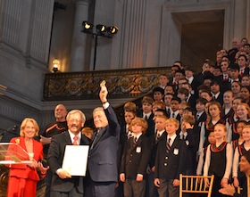 Chorus with Tony Bennett and Mayor Ed Lee at City Hall 