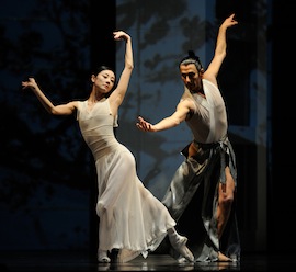 Yuan Yuan Tan and Damian Smith in Yuri Possokhov's RAkU, set to music by Shinji Eshima Photos by Erik Tomasson