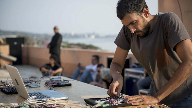 Electro-acoustic composer Tarek Atoui. (Photo by Tarlis Schneider/Indicefoto)